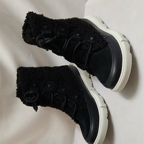 Sorel Explorer II Joan Cozy Winter Boots (W Size 5) - Picture 4 of 12